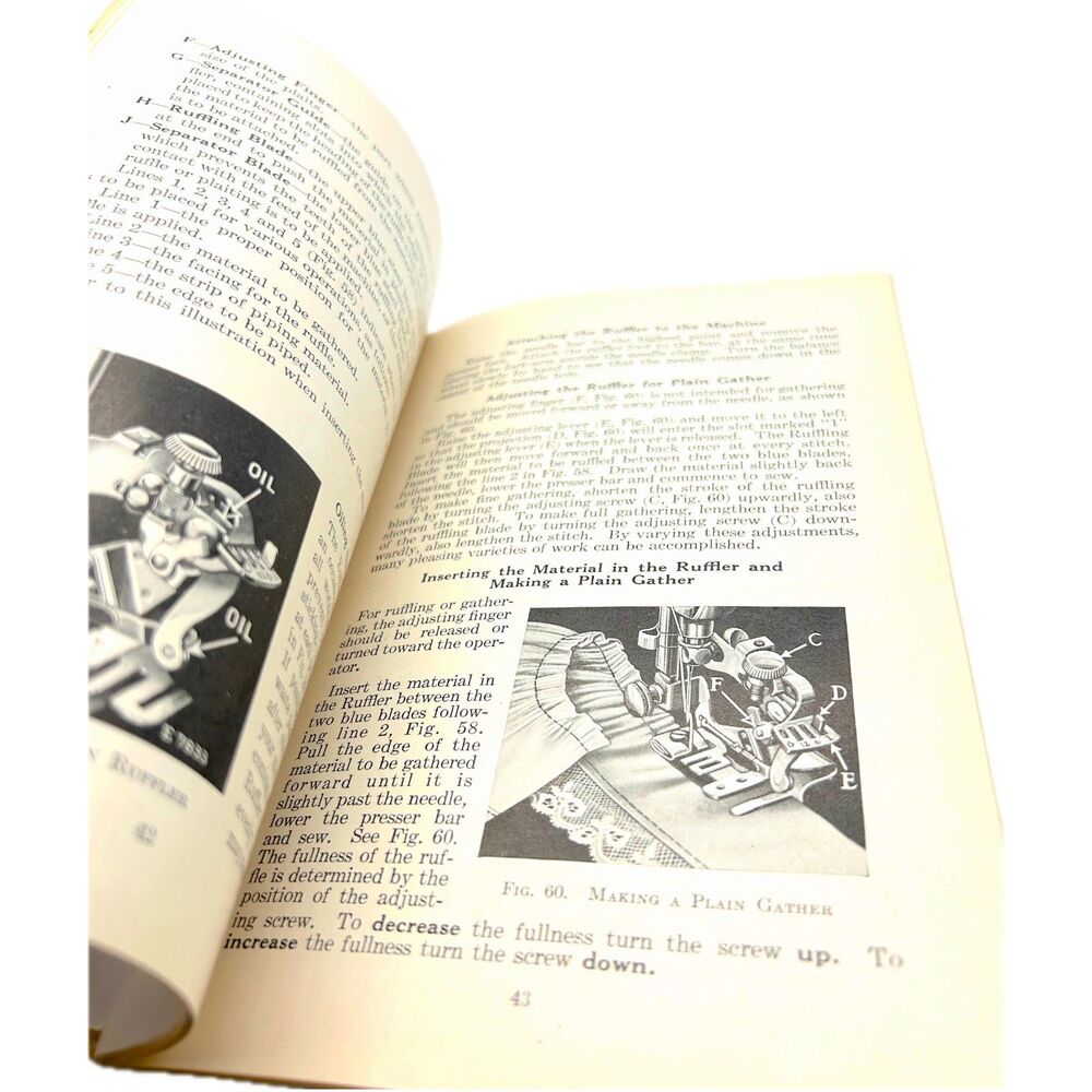 1920's Singer Sewing Guide Book - Picture 5 of 6